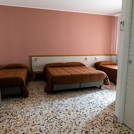 Отель Spira Mirabilis Napoli Экстерьер фото