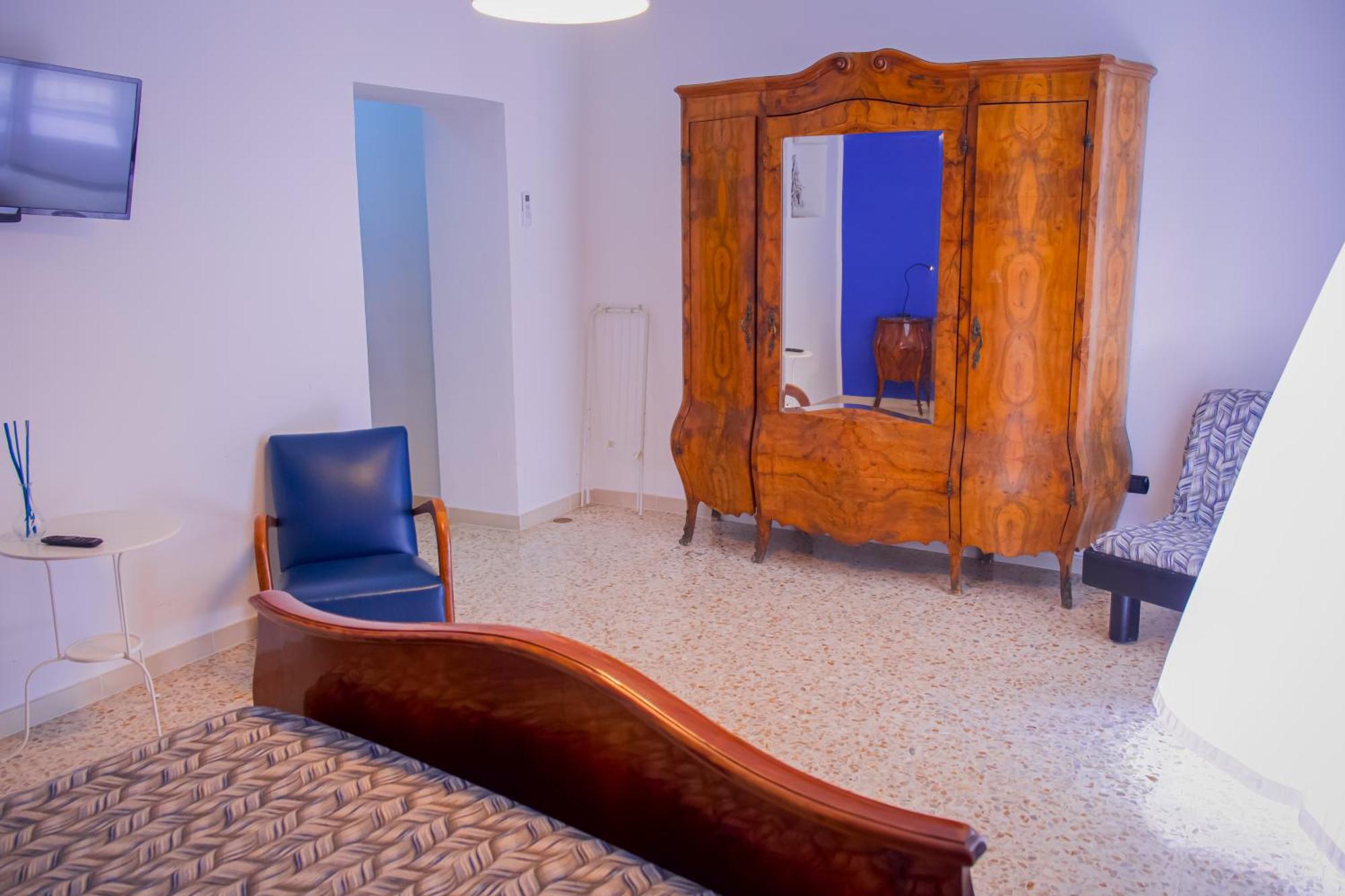 Отель Spira Mirabilis Napoli Экстерьер фото