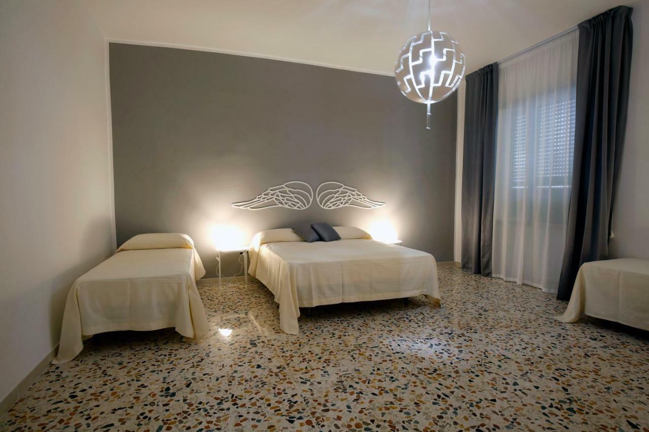 Отель Spira Mirabilis Napoli Экстерьер фото